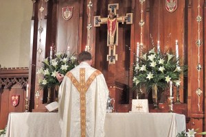 father-kevin-easter-altar